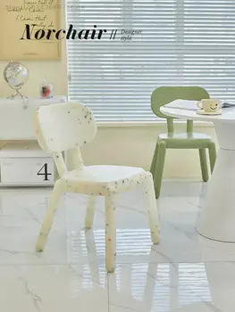 Горячие продажи новых коммерческих обеденных стульев, бытовых стульев из мелкого пластика с утолщенной спинкой, простого чая с молоком в скандинавском стиле