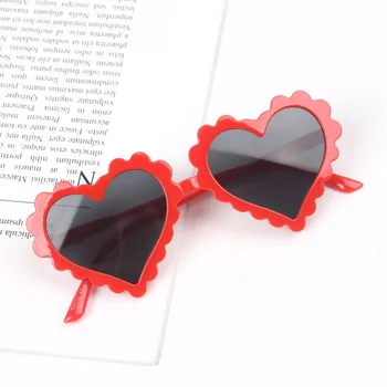 Новые тенденции 2023 Солнцезащитные очки Heart Kids для девочек, солнцезащитные очки для маленьких детей, модные солнцезащитные очки для велоспорта